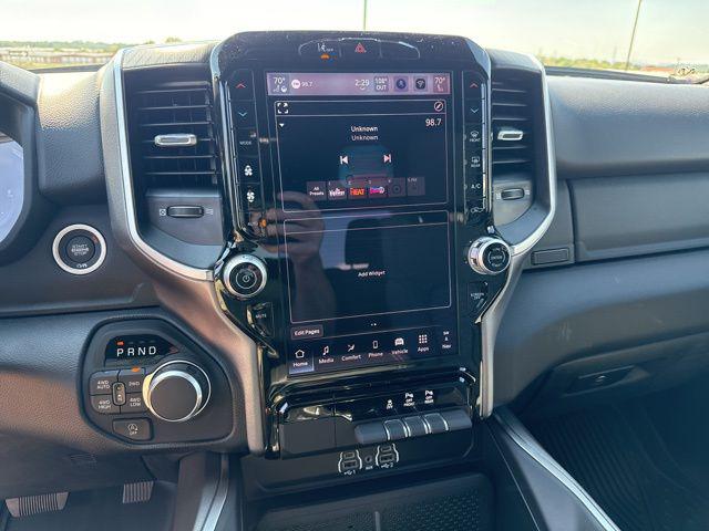 2026 Ram 1500 Lone Star Crew Cab 4x4 5'7" Box