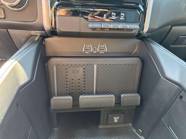 2026 Ram 1500 Lone Star Crew Cab 4x4 5'7" Box