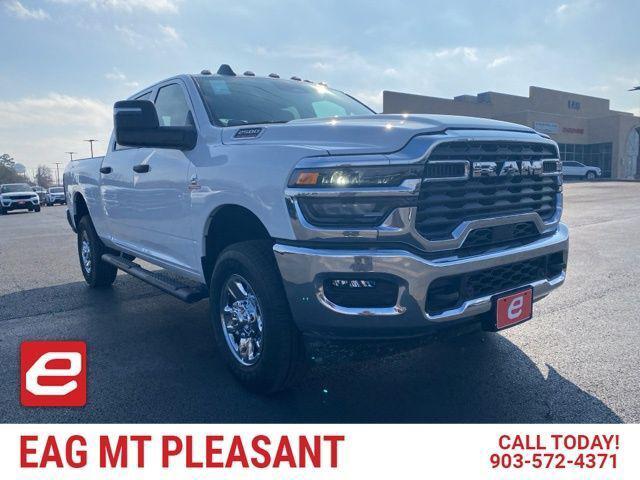 2026 RAM Ram 2500 RAM 2500 TRADESMAN CREW CAB 4X4 64 BOX