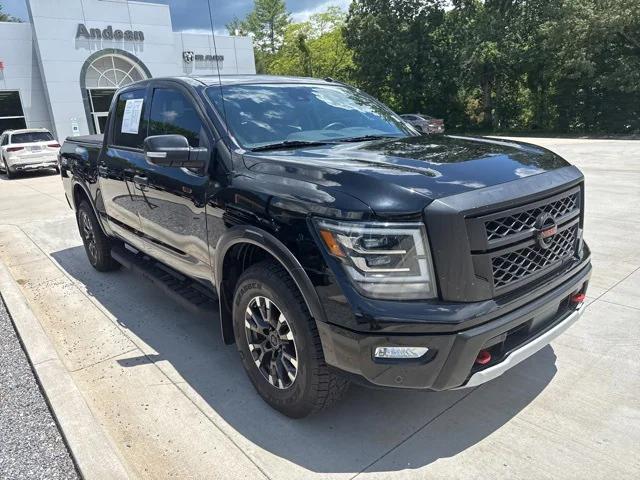 2021 Nissan TITAN Crew Cab PRO-4X 4x4