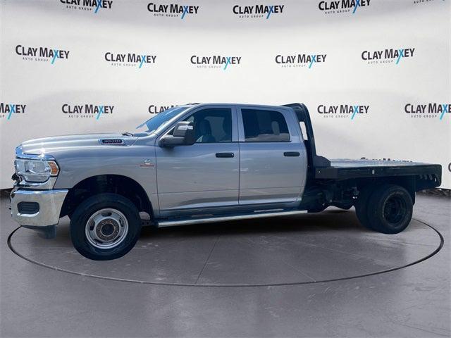 2023 RAM 3500 Tradesman Crew Cab 4x4 8 Box