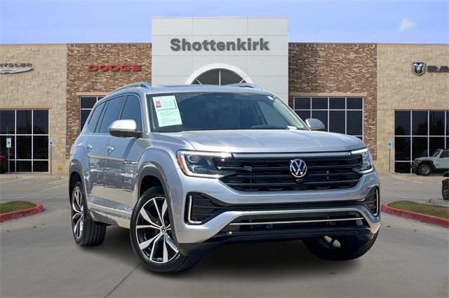 2025 Volkswagen Atlas 2.0T SEL Premium R-Line