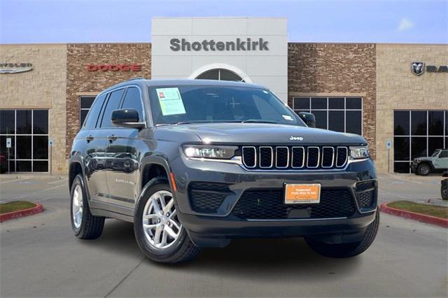 2025 Jeep Grand Cherokee Laredo X 4x2