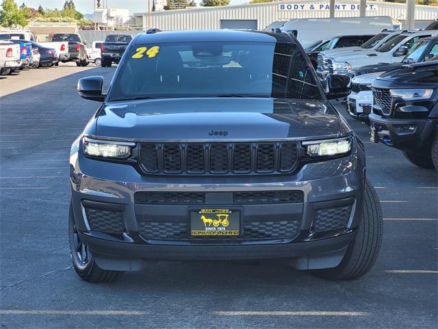 2024 Jeep Grand Cherokee L Altitude 4x4 2024 Jeep Grand Cherokee L Altitude 4x4