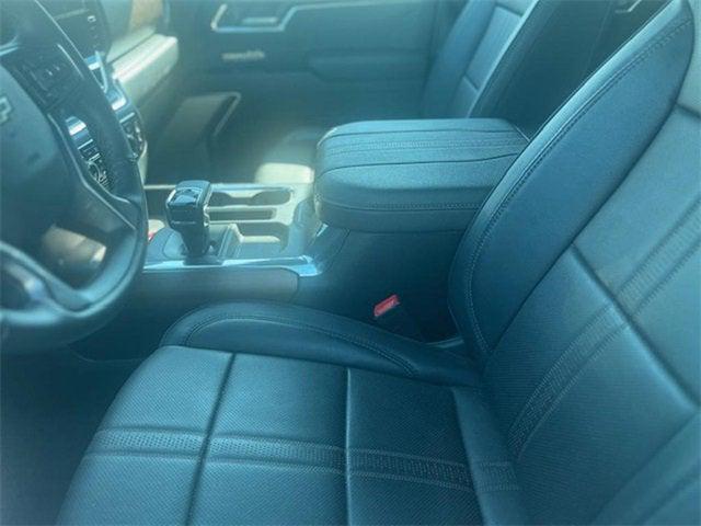 2024 Chevrolet Silverado 1500 4WD Crew Cab Short Bed High Country