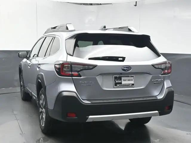 2025 Subaru Outback Touring