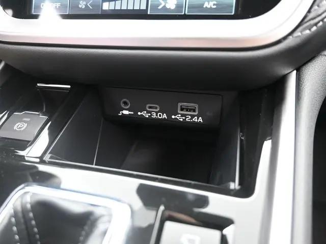 2025 Subaru Outback Touring
