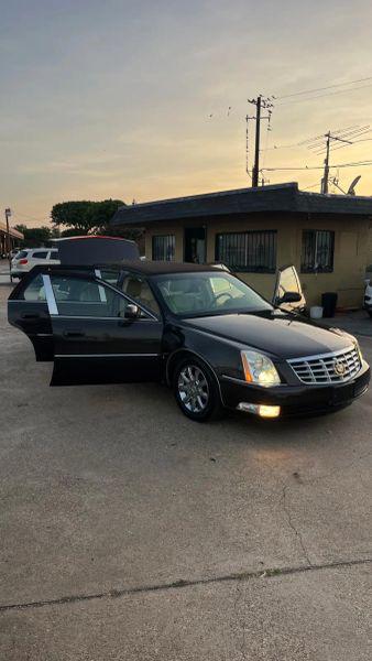 2009 Cadillac DTS 1SA