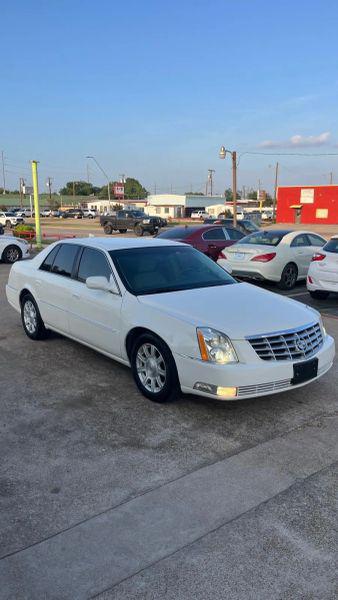 2010 Cadillac DTS Standard for sale in Garland, TX