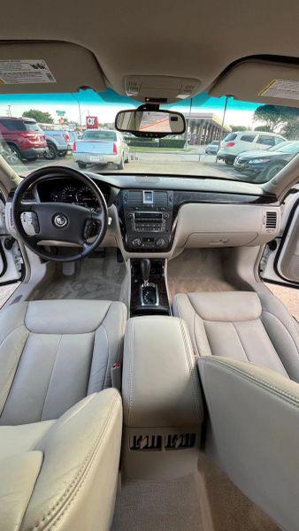2010 Cadillac DTS Standard