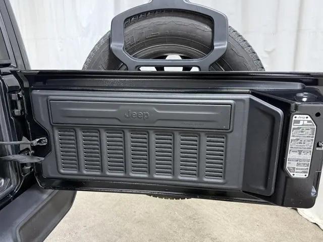 2022 Jeep Wrangler 4xe Unlimited Sahara 4x4