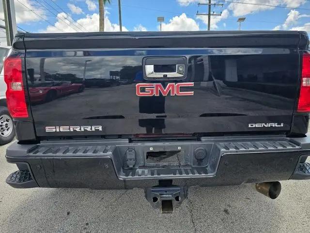 2018 GMC Sierra 3500HD Denali