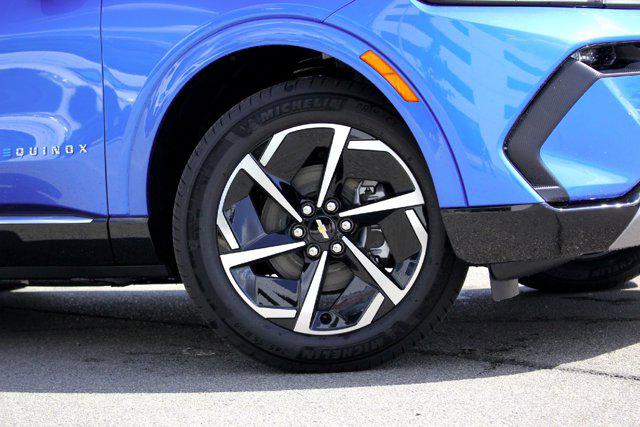 2025 Chevrolet Equinox LT 2