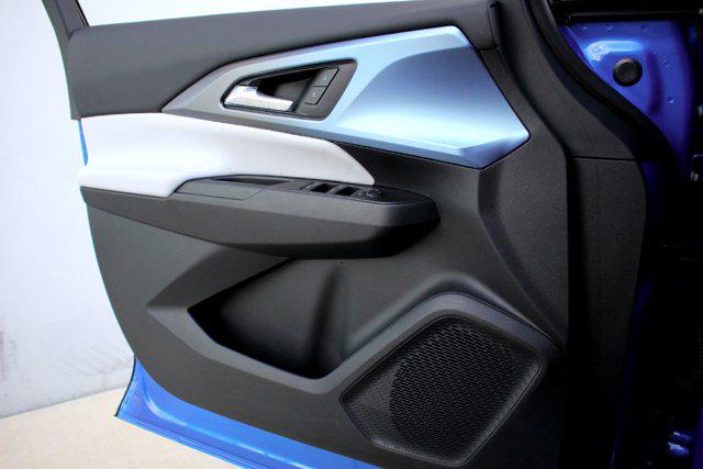 2025 Chevrolet Equinox LT 2