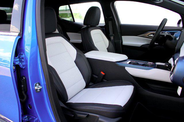 2025 Chevrolet Equinox LT 2