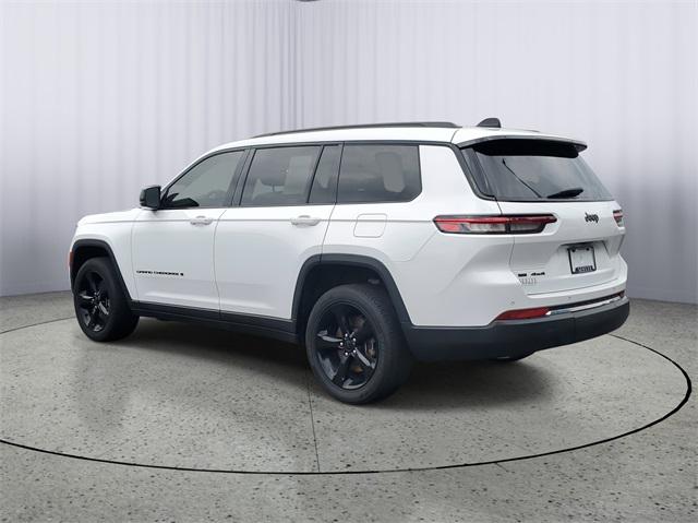 2022 Jeep Grand Cherokee L Altitude 4x4