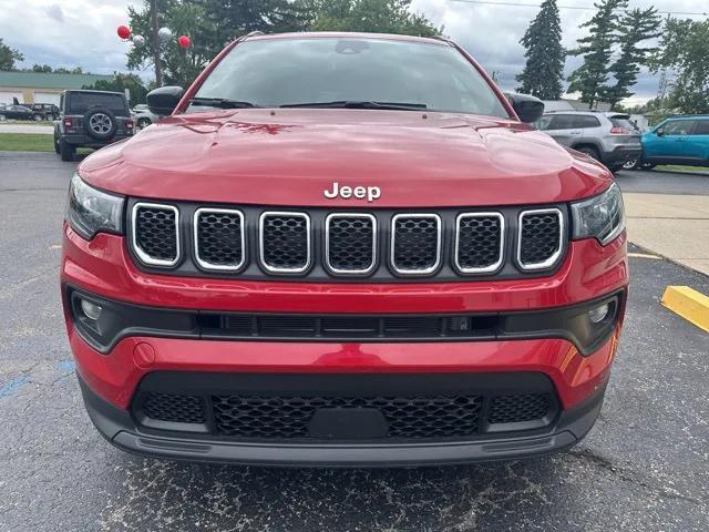 2023 Jeep Compass Latitude Lux FWD 2023 Jeep Compass Latitude Lux FWD