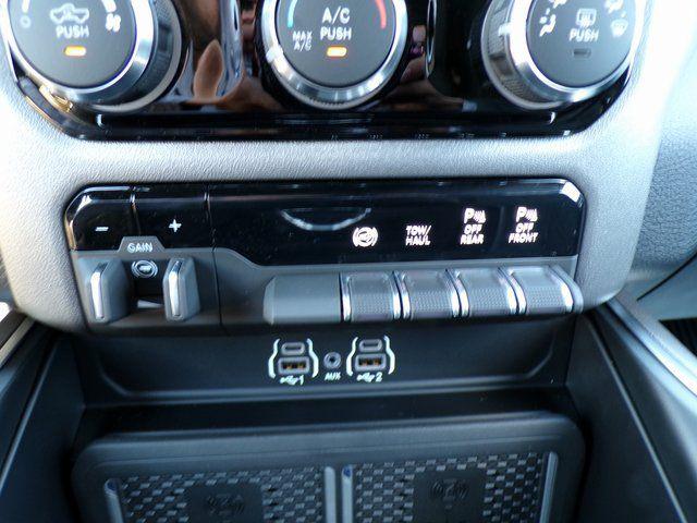 2025 Ram 2500 Big Horn Crew Cab 4x4 6'4" Box