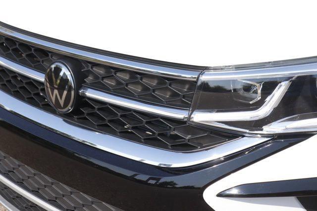 2024 Volkswagen Taos 1.5T SEL