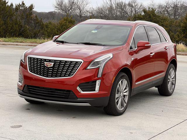 2025 Cadillac XT5 FWD Premium Luxury
