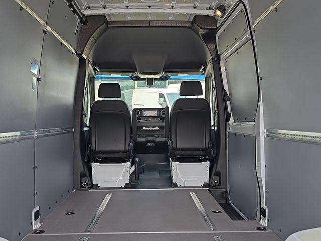 2025 Mercedes-Benz Sprinter 3500 High Roof 4-Cyl Diesel HO