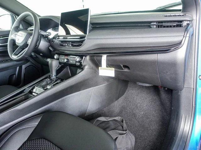 2026 Jeep Compass COMPASS LATITUDE ALTITUDE 4X4 2026 Jeep Compass COMPASS LATITUDE ALTITUDE 4X4