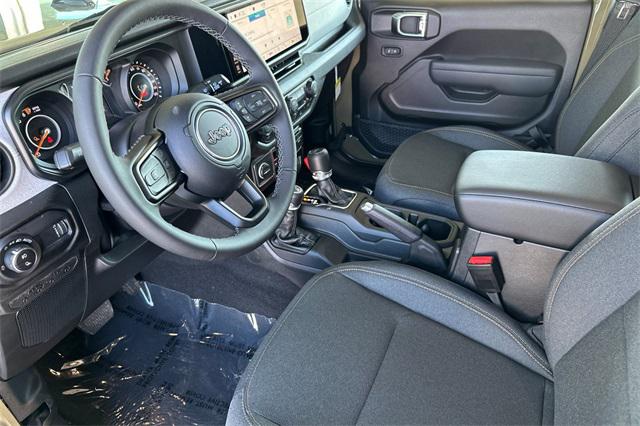 2025 Jeep Gladiator GLADIATOR SPORT S 4X4 2025 Jeep Gladiator GLADIATOR SPORT S 4X4