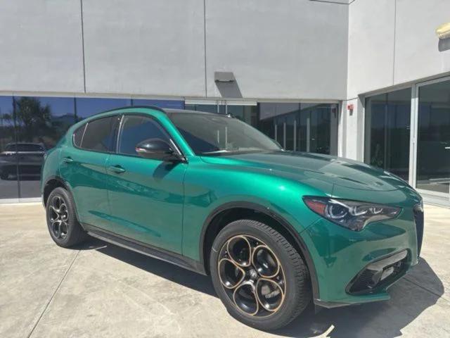 2025 Alfa Romeo Stelvio STELVIO INTENSA AWD