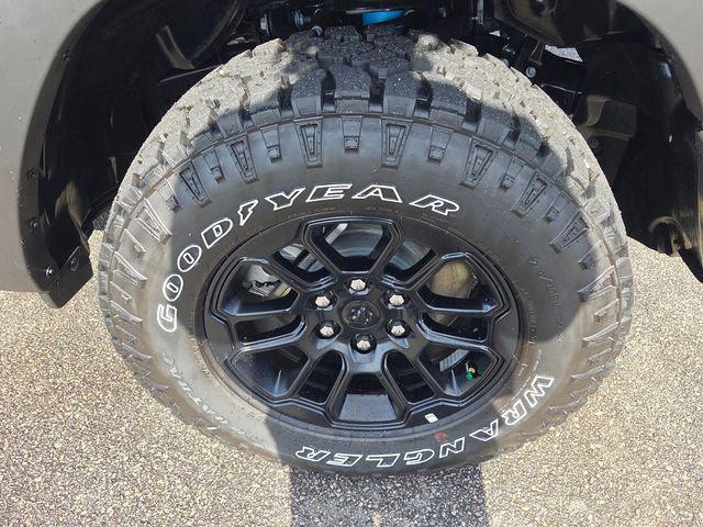2026 Ram 1500 Rebel Crew Cab 4x4 5'7" Box
