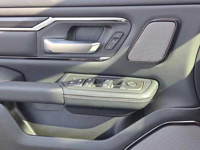2026 Ram 1500 Rebel Crew Cab 4x4 5'7" Box
