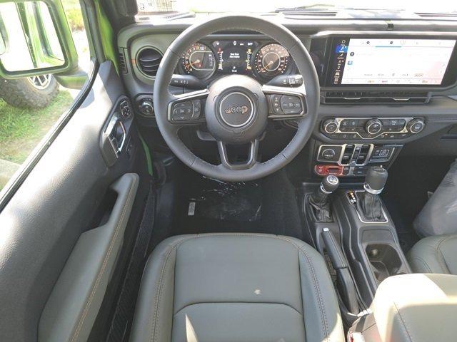 2025 Jeep Gladiator GLADIATOR MOJAVE X 4X4