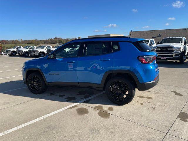 2026 Jeep Compass Latitude for sale in Urbandale, IA