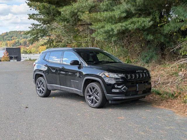 2026 Jeep Compass COMPASS LIMITED ALTITUDE 4X4