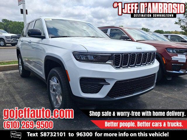 2025 Jeep Grand Cherokee GRAND CHEROKEE LAREDO X 4X4