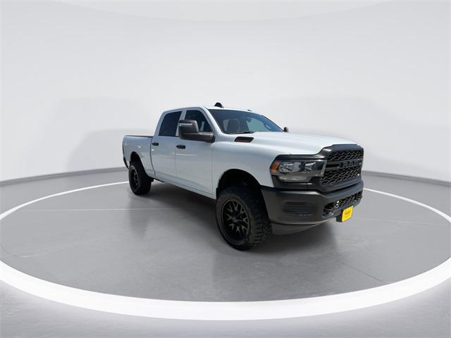 2023 RAM 2500 Tradesman Crew Cab 4x4 64 Box 2023 RAM 2500 Tradesman Crew Cab 4x4 64 Box
