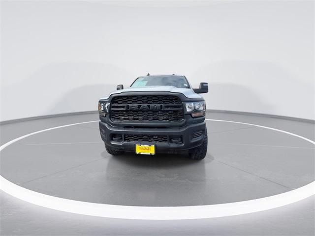 2023 RAM 2500 Tradesman Crew Cab 4x4 64 Box