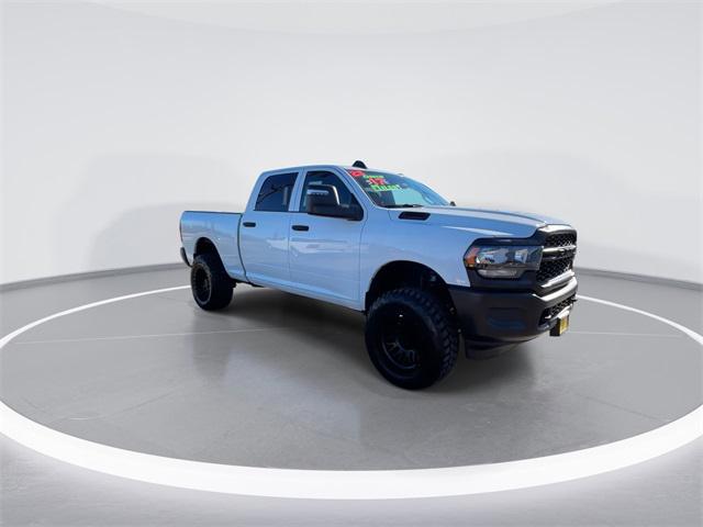 2023 RAM 2500 Tradesman Crew Cab 4x4 64 Box 2023 RAM 2500 Tradesman Crew Cab 4x4 64 Box