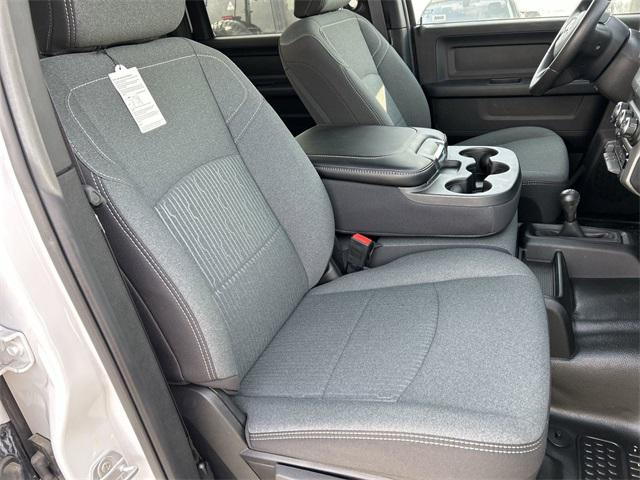 2023 RAM 2500 Tradesman Crew Cab 4x4 64 Box