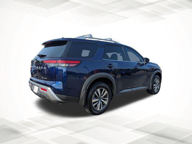 2023 Nissan Pathfinder SL 4WD