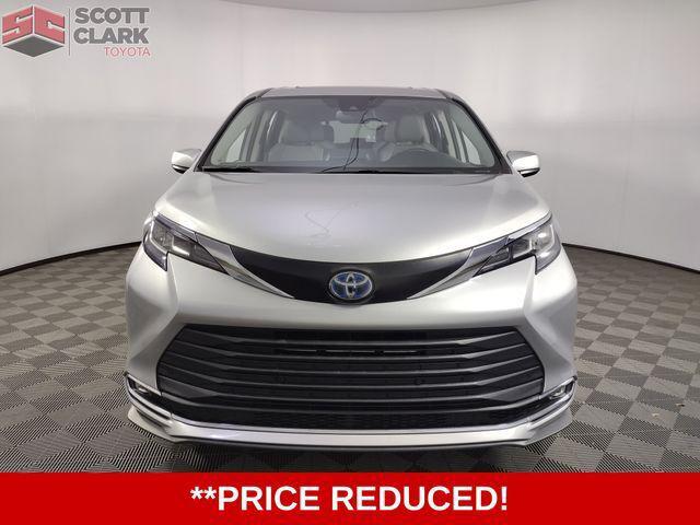 2023 Toyota Sienna XLE