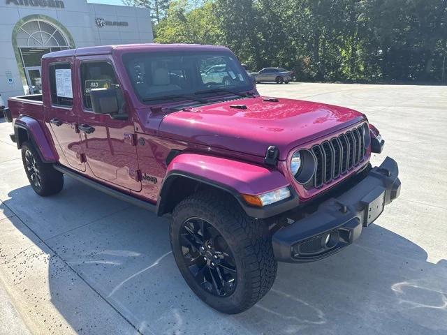 2024 Jeep Gladiator Nighthawk