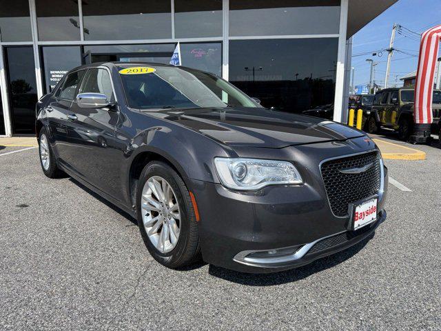 2017 Chrysler 300C Base