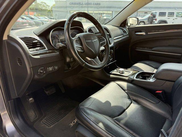 2017 Chrysler 300C Base