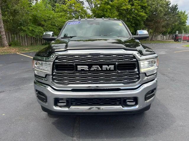 2022 RAM 3500 Limited Mega Cab 4x4 64 Box 2022 RAM 3500 Limited Mega Cab 4x4 64 Box