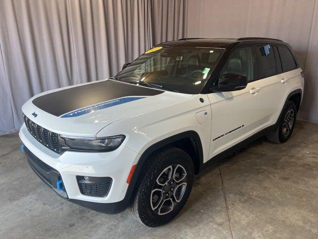 2022 Jeep Grand Cherokee 4xe Trailhawk