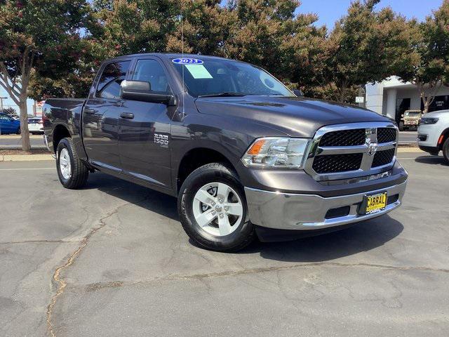2023 RAM 1500 Classic SLT Crew Cab 4x4 57 Box