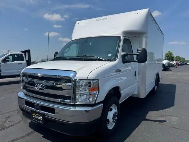 2026 Ford E-350 Cutaway E-Series Cutaway