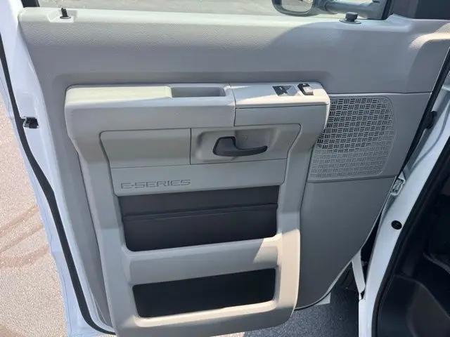 2026 Ford E-350 Cutaway E-Series Cutaway