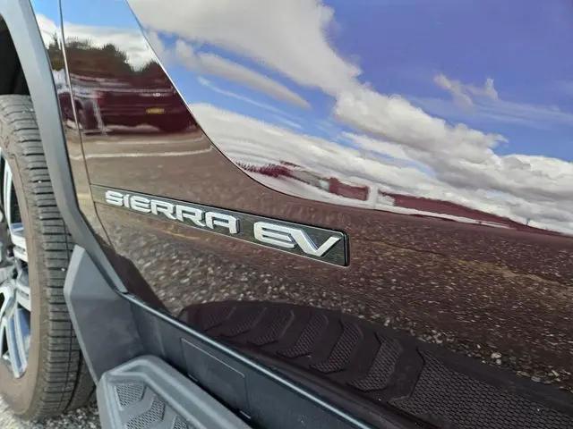 2026 GMC Sierra Extended Range Elevation