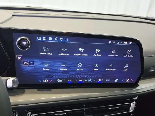 2026 Chevrolet Traverse FWD LT